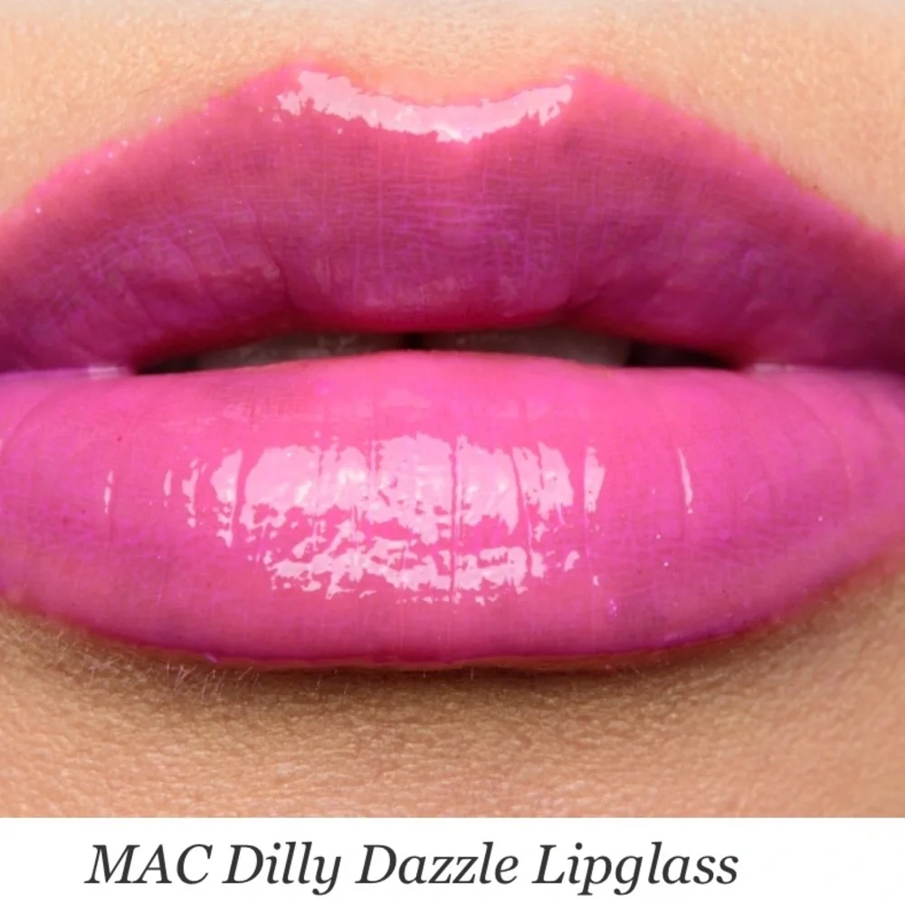 MAC LIP GLOSS & DEMI-WIPES